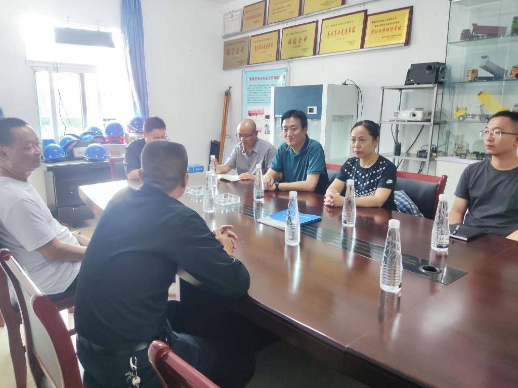 智能制造和钒钛学院博士走访攀枝花市天永成工贸有限公司